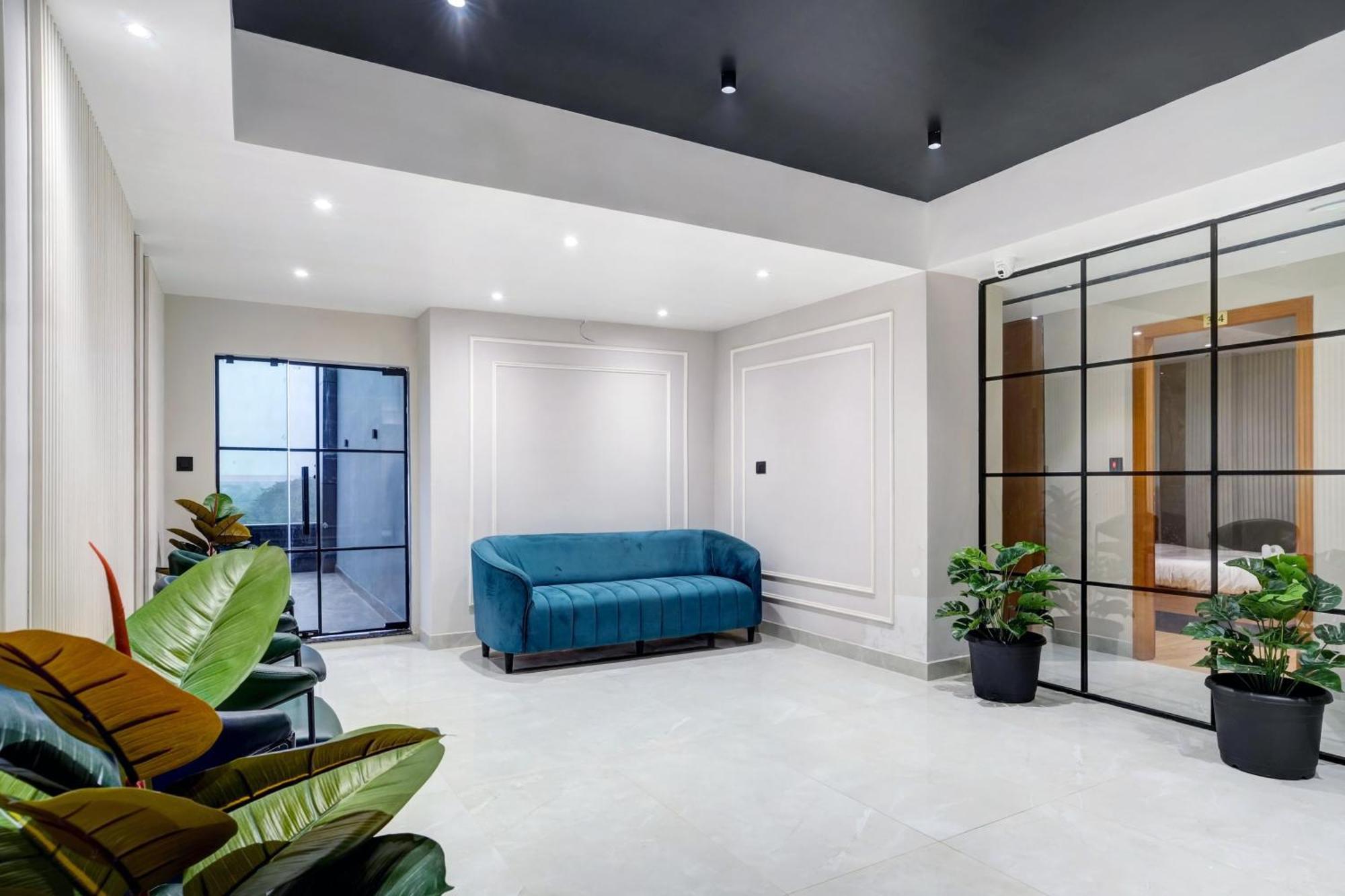 Townhouse Oak Sarusajai Stadium Dispur Luaran gambar